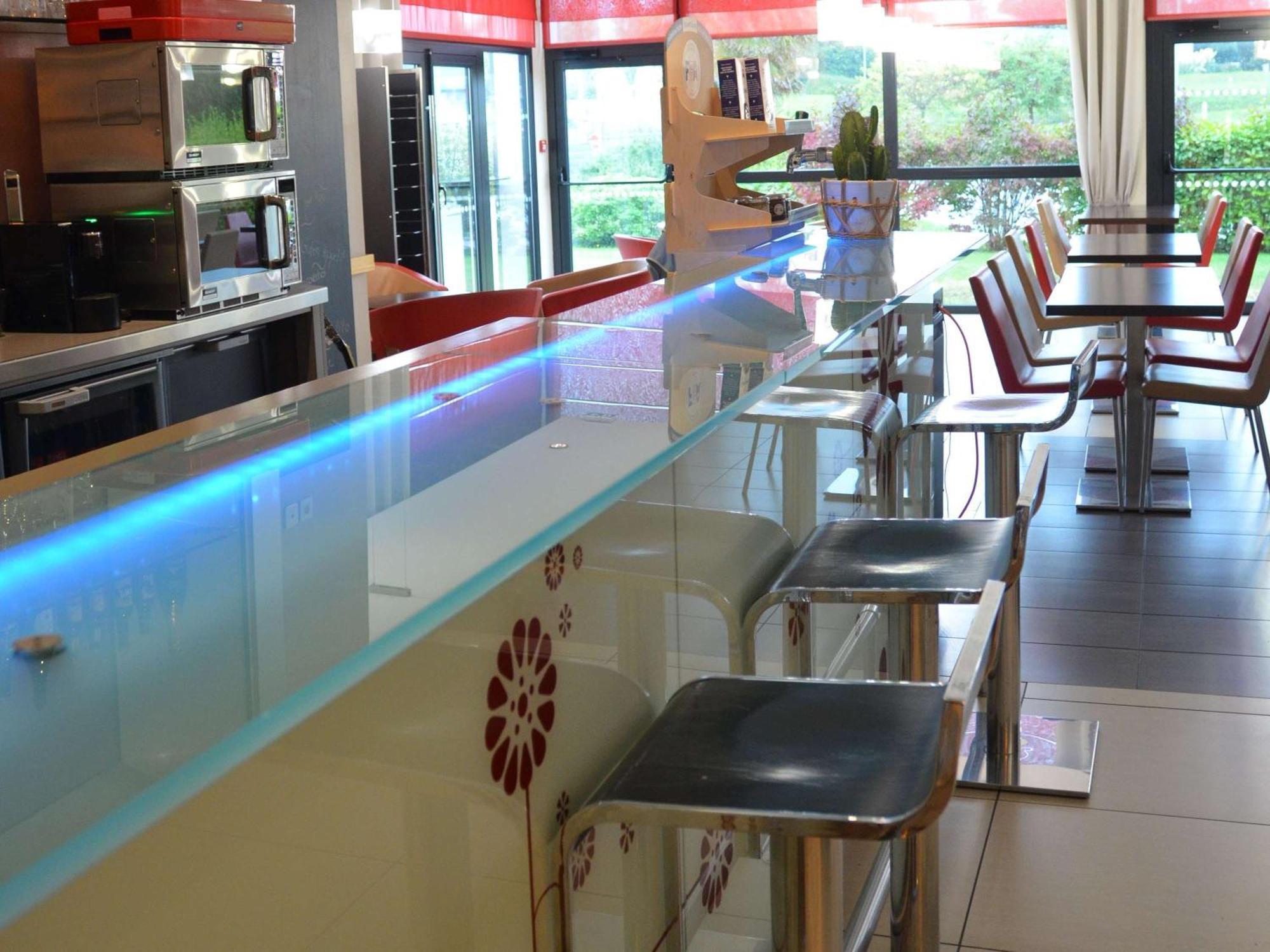 Ibis Guingamp Coeur De Bretagne 3* Ploumagoar