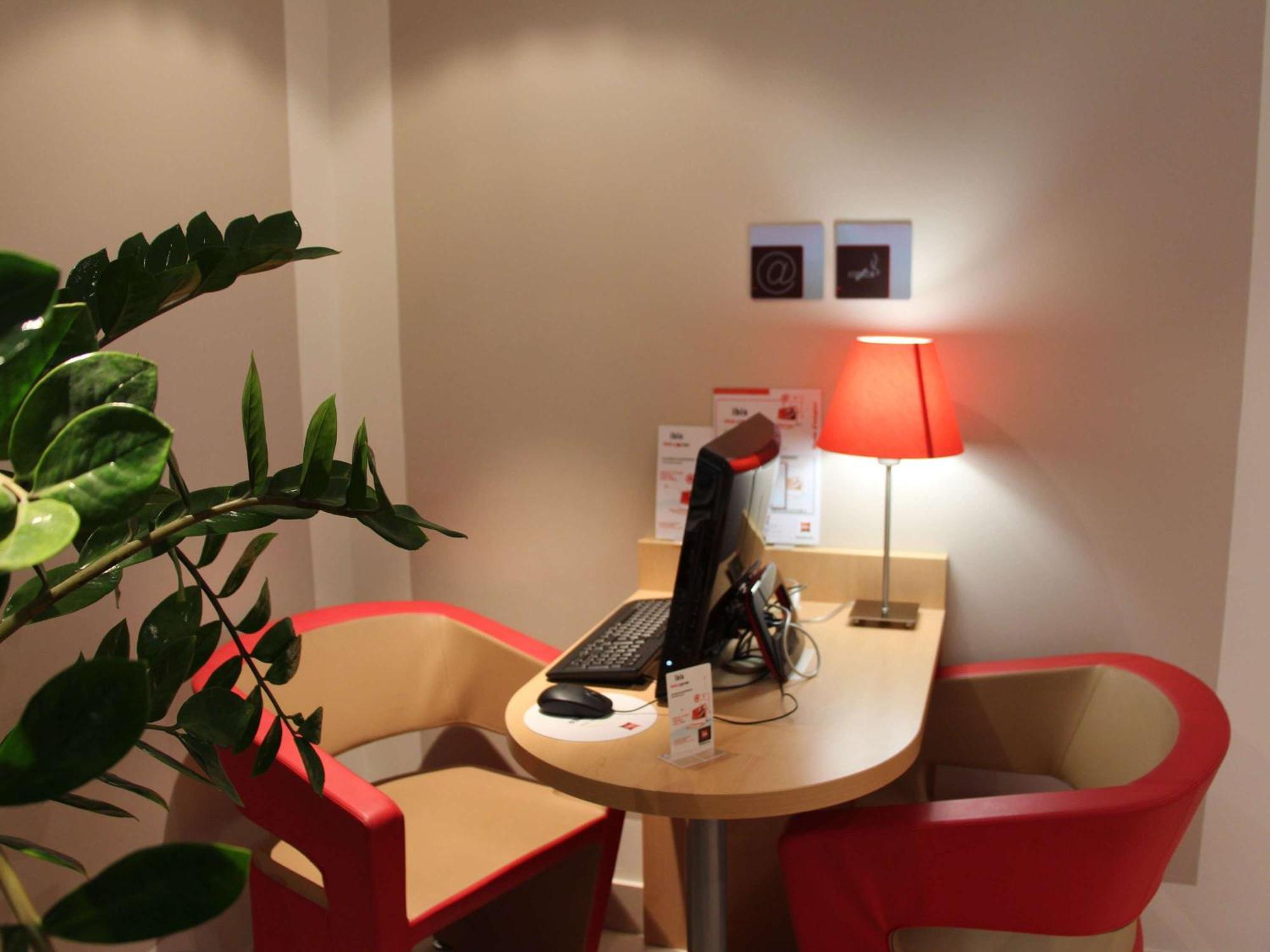 Ibis Guingamp Coeur De Bretagne 3* Ploumagoar